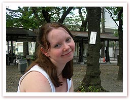 Image: Sherrie taking a break from the heat at Yasukuni Shrine